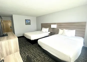 Baymont by Wyndham Indianapolis South hotel thumbnail 8