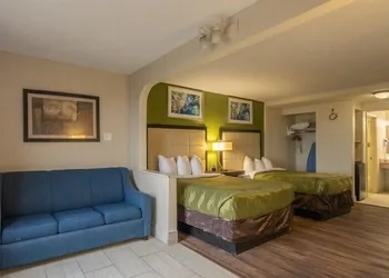 Quality Inn & Suites Corpus Christi Beachside hotel thumbnail 7