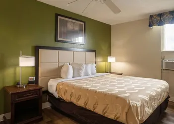 Quality Inn & Suites Corpus Christi Beachside hotel thumbnail 8