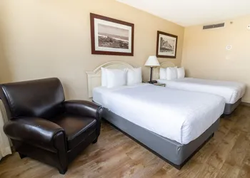 Emerald Beach Hotel hotel thumbnail 6