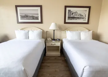 Emerald Beach Hotel hotel thumbnail 7