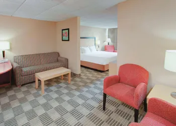 Ramada by Wyndham Fairfield NJ hotel thumbnail 4
