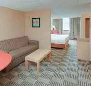 Ramada by Wyndham Fairfield NJ hotel detail image 5