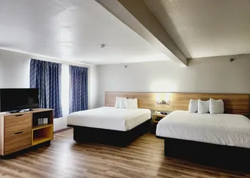 Days Inn & Suites by Wyndham Corpus Christi Central hotel thumbnail 7