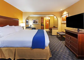 Holiday Inn Express & Suites Corpus Christi NW - Calallen by IHG hotel thumbnail 3