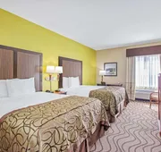 La Quinta Inn & Suites by Wyndham Corpus Christi Airport hotel detail image 7