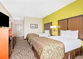 La Quinta Inn & Suites by Wyndham Corpus Christi Airport hotel thumbnail 8