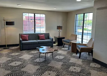 La Quinta Inn by Wyndham Albuquerque Airport hotel thumbnail 4