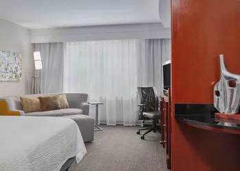 Courtyard by Marriott Corpus Christi hotel thumbnail 6
