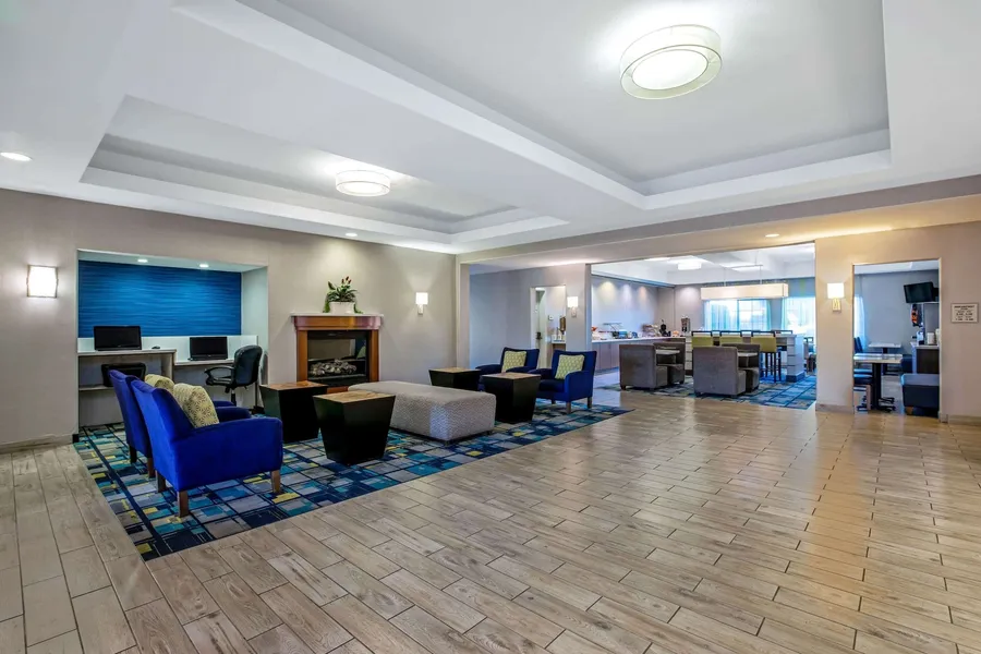 La Quinta Inn & Suites by Wyndham Manteca - Ripon hotel detail image 2