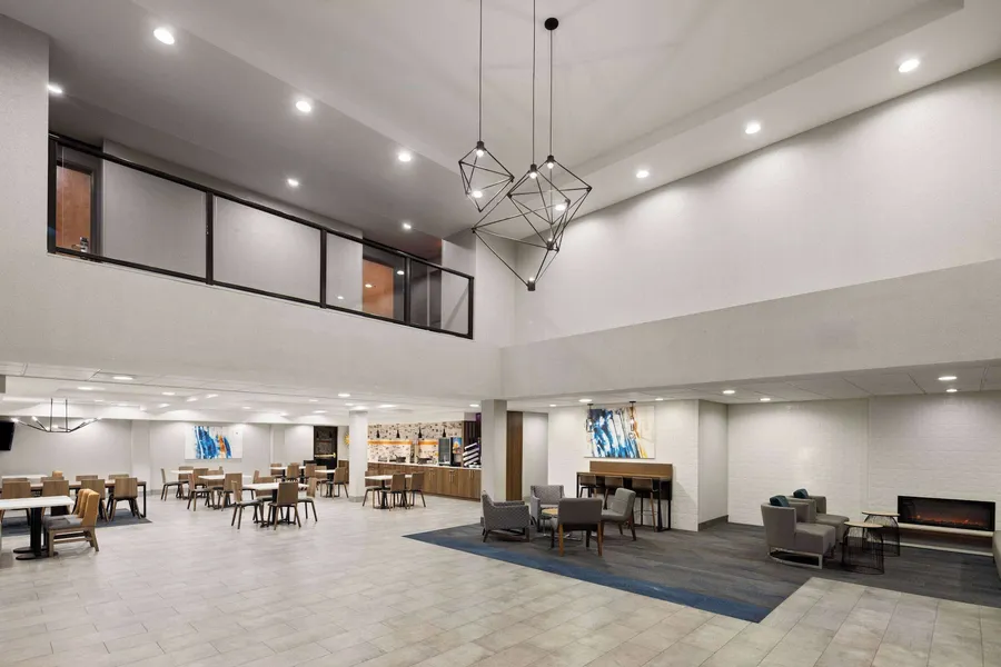 La Quinta Inn & Suites by Wyndham Kennewick hotel detail image 2