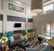 La Quinta Inn & Suites by Wyndham Columbus - Edinburgh hotel detail image 3