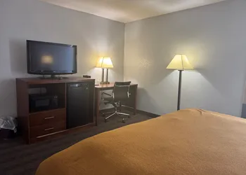 AmericInn by Wyndham Memphis East hotel thumbnail 8