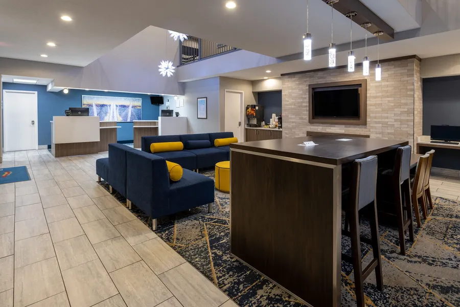 Baymont by Wyndham White Plains - Elmsford hotel detail image 2