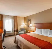 Quality Inn & Suites Germantown North hotel detail image 7