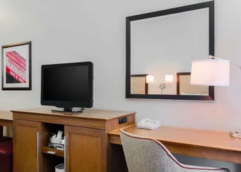 Hampton Inn Memphis-Southwind hotel thumbnail 8