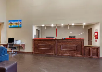 Comfort Suites Cordova hotel thumbnail 4