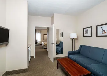 Comfort Suites Cordova hotel thumbnail 7