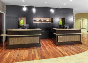 Courtyard by Marriott Downtown Memphis hotel thumbnail 3