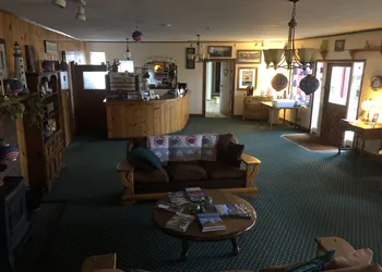 Florence Lighthouse Inn hotel thumbnail 8