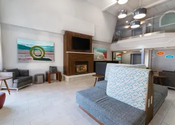 Hampton Inn & Suites Salt Lake City Airport hotel thumbnail 2