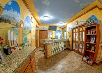 Silver Spruce Inn hotel thumbnail 2