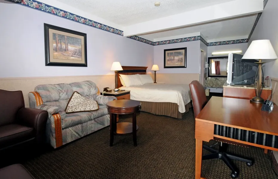 Silver Spruce Inn hotel detail image 6