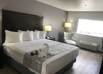 West Valley Inn hotel thumbnail 3