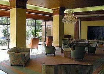 Ocean Manor Beach Hotel hotel thumbnail 5
