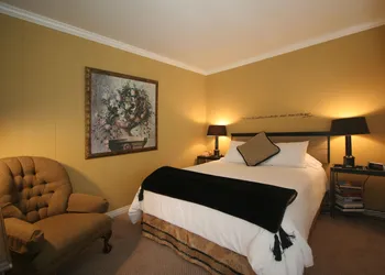 The Tides Laguna Beach hotel thumbnail 3