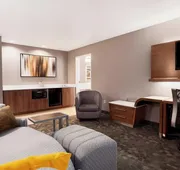 Courtyard by Marriott Layton hotel detail image 5