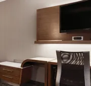 Courtyard by Marriott Layton hotel detail image 7