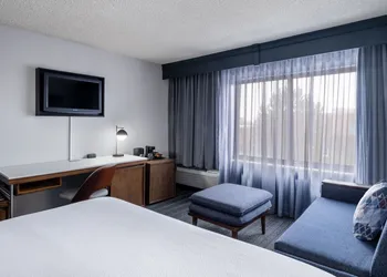 Courtyard by Marriott Salt Lake City Airport hotel thumbnail 7