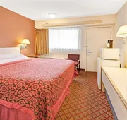 Days Inn by Wyndham Overland Park/Metcalf/Convention Center hotel detail image 4