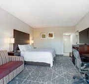Orangewood Inn & Suites Kansas City Airport hotel detail image 4