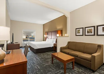 Comfort Suites Kansas City - Liberty hotel thumbnail 8