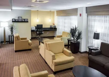 Sleep Inn & Suites Indoor Waterpark hotel thumbnail 4