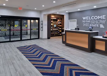 Hampton Inn Kansas City Northeast hotel thumbnail 8