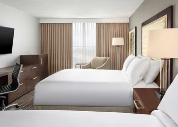 Hilton Kansas City Airport hotel thumbnail 5