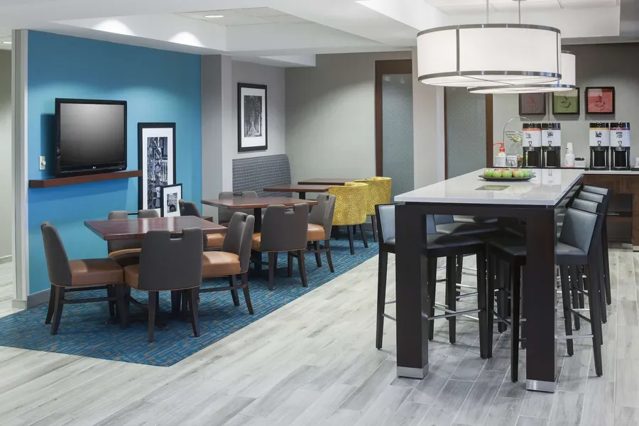 Hampton Inn Kansas City - Liberty hotel detail image 2