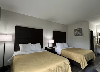 Quality Inn Merriam Kansas City hotel thumbnail 7