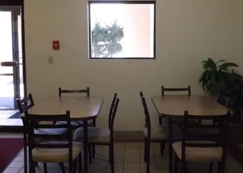 KCI Lodge hotel thumbnail 2
