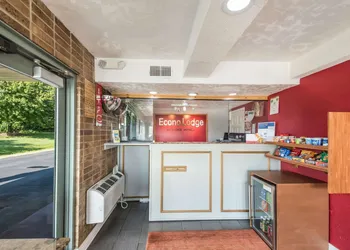 Econo Lodge Kearney - Liberty hotel thumbnail 3