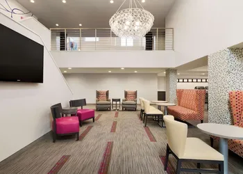 Homewood Suites by Hilton Williamsburg hotel thumbnail 2
