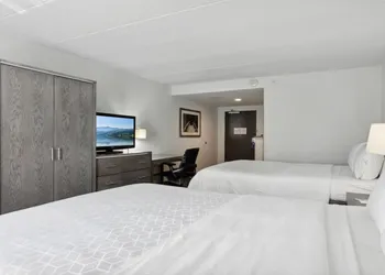 Holiday Inn Express Williamsburg North by IHG hotel thumbnail 4