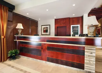 Days Inn by Wyndham Edmonton Downtown hotel thumbnail 5