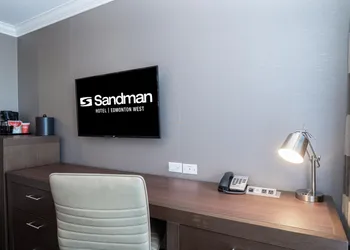 Sandman Hotel Edmonton West hotel thumbnail 3