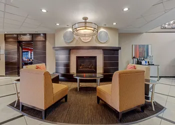 Best Western Premier Denham Inn & Suites hotel thumbnail 4