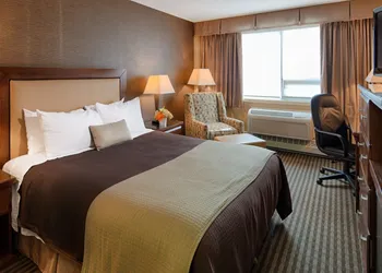 Best Western Premier Denham Inn & Suites hotel thumbnail 7