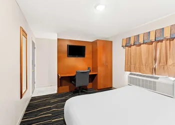 Americas Best Value Inn Stonington Mystic hotel thumbnail 7